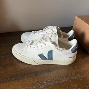 Veja Woman’s Navy Suede White Campo Leather Sneakers- Size 7